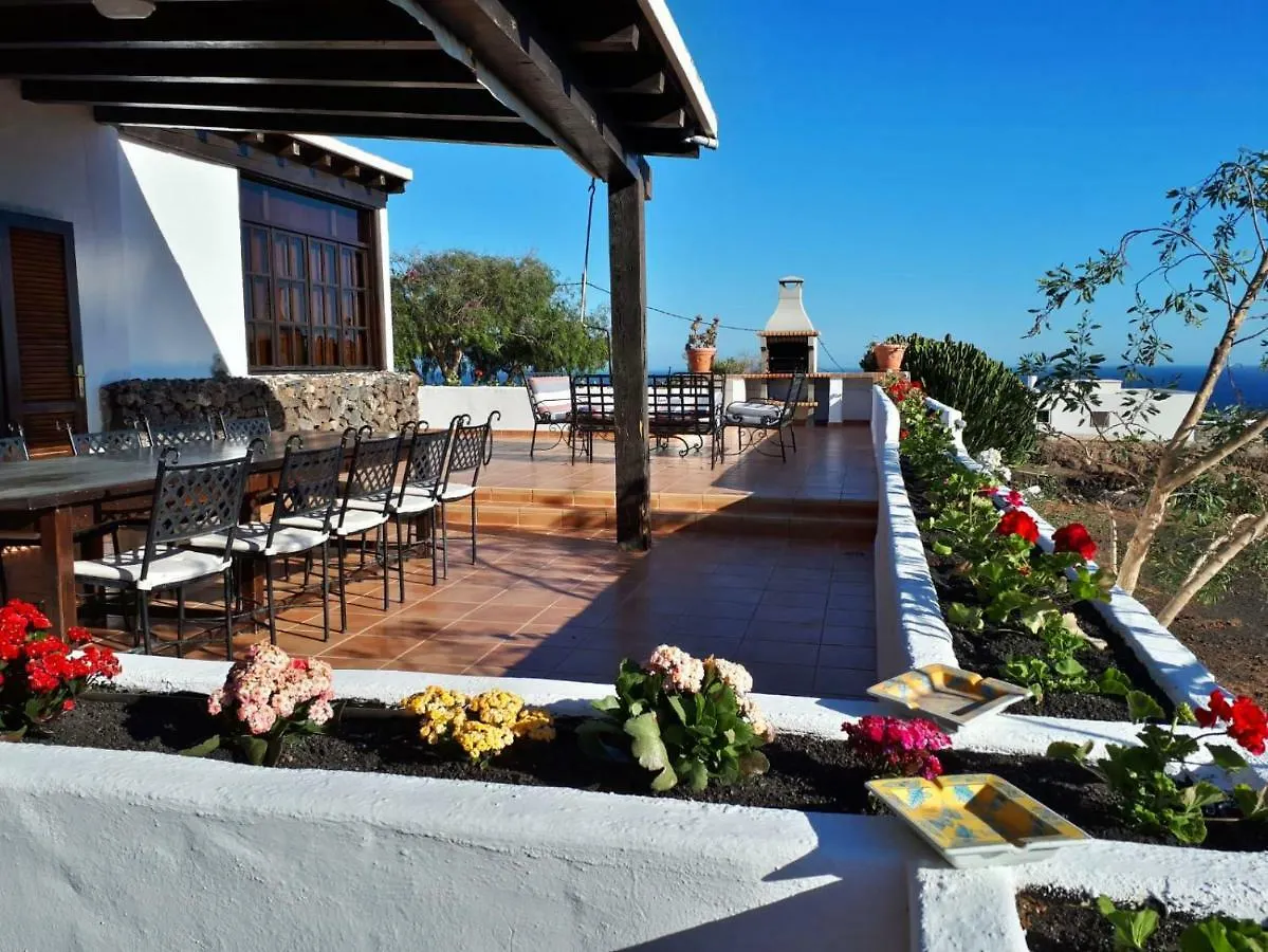 Villa Casa Tara Mácher 0*,