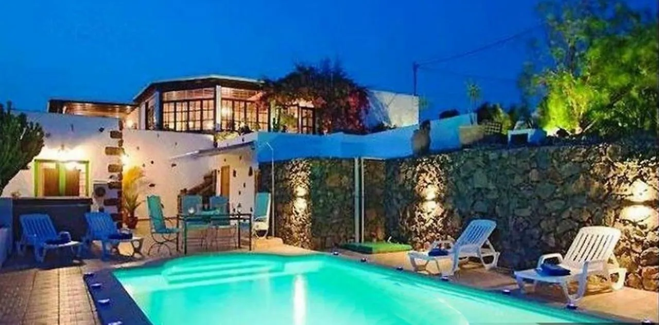 Villa Casa Tara Mácher